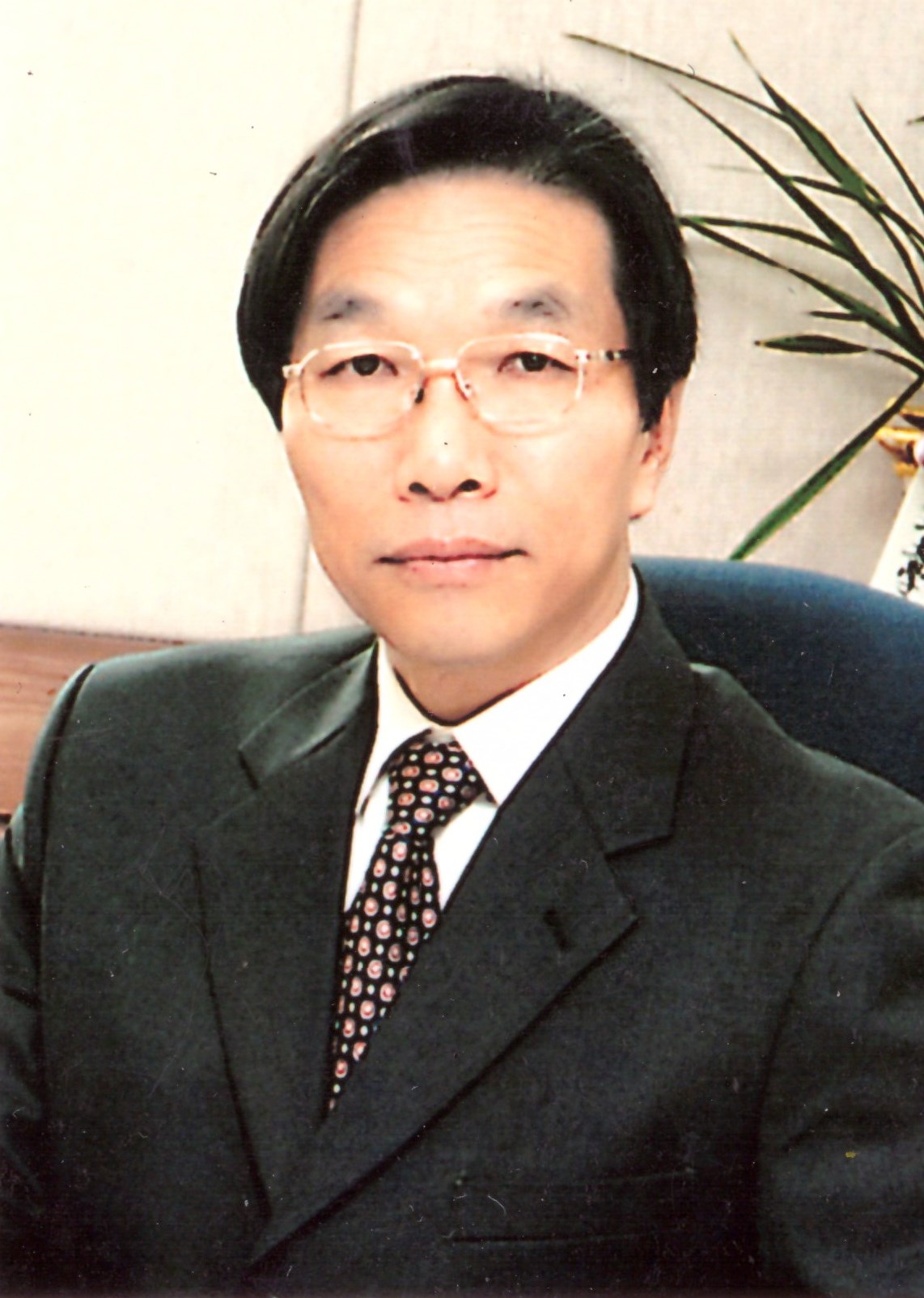 김일곤 교수